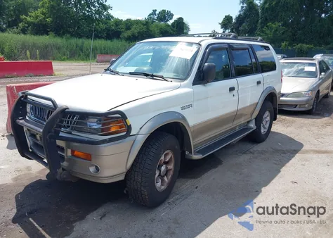 1999 Mitsubishi Montero Sport Ltd z USA, uszkodzony, nr VIN JA4MT41R2XP026396